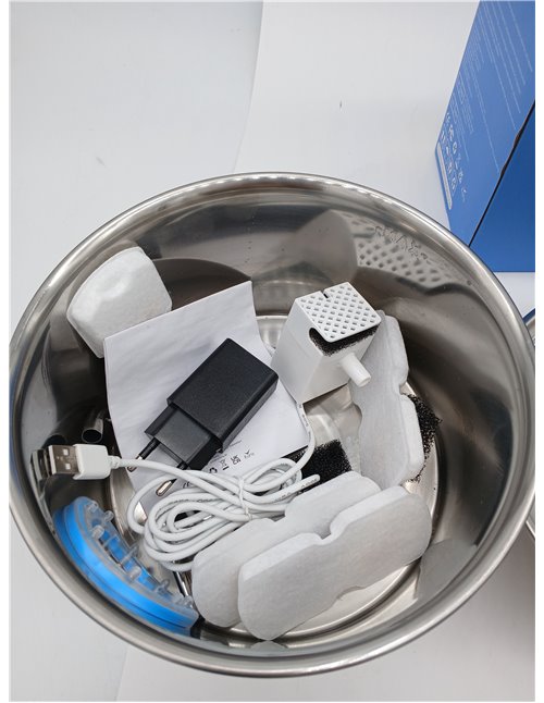 Fuente de Agua para Gatos Acero Inoxidable: Bebedero Gato Automatico Inox - 2.6L Fuente Gatos Agua Metalico con Ventana de Nivel