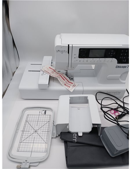 BERNINA 4260366210536 - Maquina de Coser y Bordar Bernette Chicago 7
