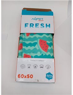 AQPET AqpetFriends - Alfombrilla refrigerante refrescante para Perros, Gatos y Animales, con diseño de Frutas, 60 x 50 cm 2