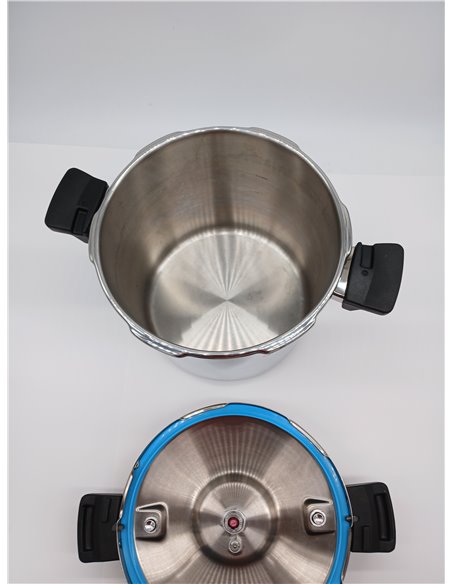 Jata OSR8 - Olla a Presión Super Rápida 8 litros, Acero Inoxidable, Apta para todas Cocinas Incluida Inducción, Diámetro 22 cm