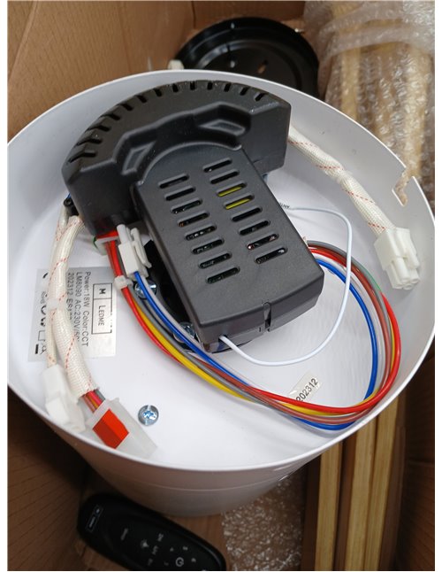 M mimotec - Ventilador Techo Energy con Luz LED Regulable en intensidad, Motor DC Silencioso, Aspas Efecto Madera Ø132 cm, Mando