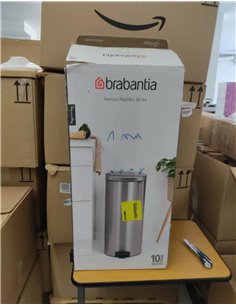 Brabantia NewIcon 30 Litre Pedal Bin - White 2