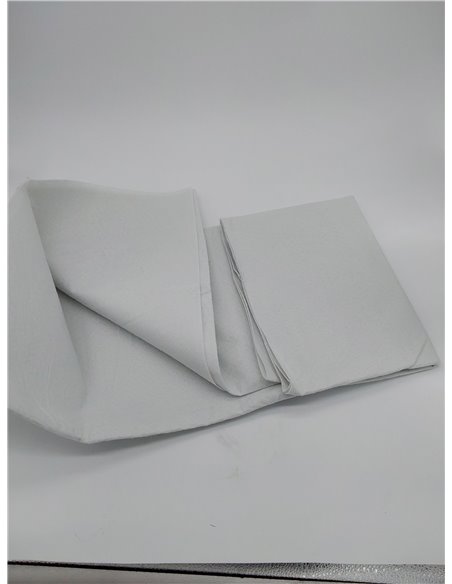 Baker Ross AX569 Manta De Nieve Falsa - 2.4 m x 90 cm, Nieve Artificial Para Exhibiciones Navideñas, Alfombras De Nieve, Faldas 