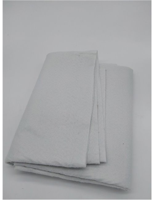 Baker Ross AX569 Manta De Nieve Falsa - 2.4 m x 90 cm, Nieve Artificial Para Exhibiciones Navideñas, Alfombras De Nieve, Faldas 
