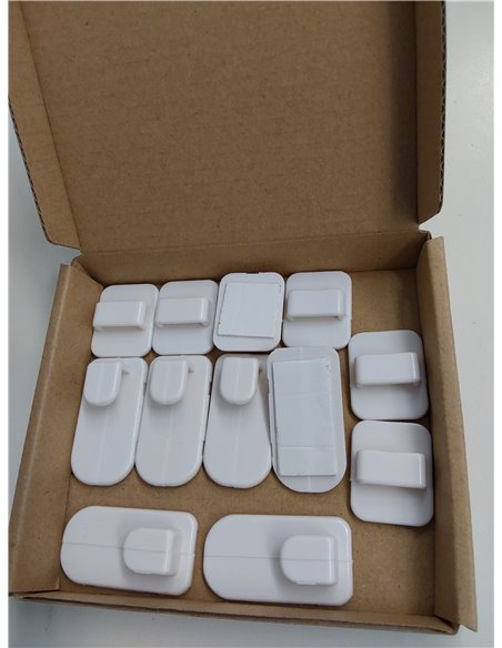 SNAGAROG Organizador para Mandos TV de Pared, 6 Porta Mandos Adhesivos de Plástico Blanco con Buena Adherencia Gancho para Mando